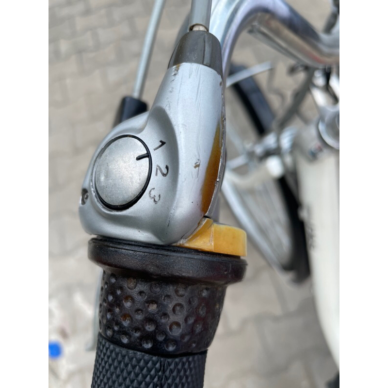 XE ĐẠP ĐIỆN NHẬT BÃI BÁNH 26 INCHES MÀU TRẮNG | LIÊN HỆ NGAY ĐỂ NHẬN ƯU ĐÃI GIÁ TỐT