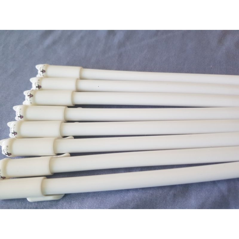 Bút bi nước hình con mèo trắng
