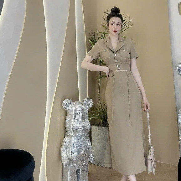 Sét váy nữ áo kiểu vest công sở hàng nút thiết kế cổ v túi hộp mix chân váy cotton lạnh thanh lịch sang trọng quyến rũ