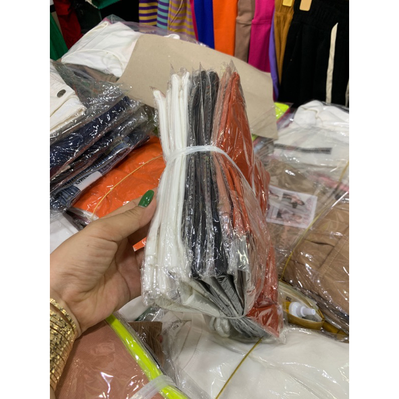 Áo thun bẹt vai tay ngắn