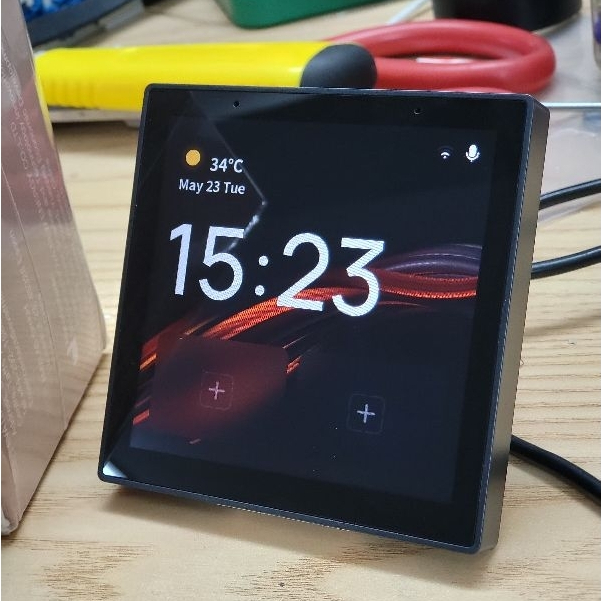 Trung Tâm Zigbee Có Màn Hình Cảm Ứng 4 Inch WiFi Tuya THA7