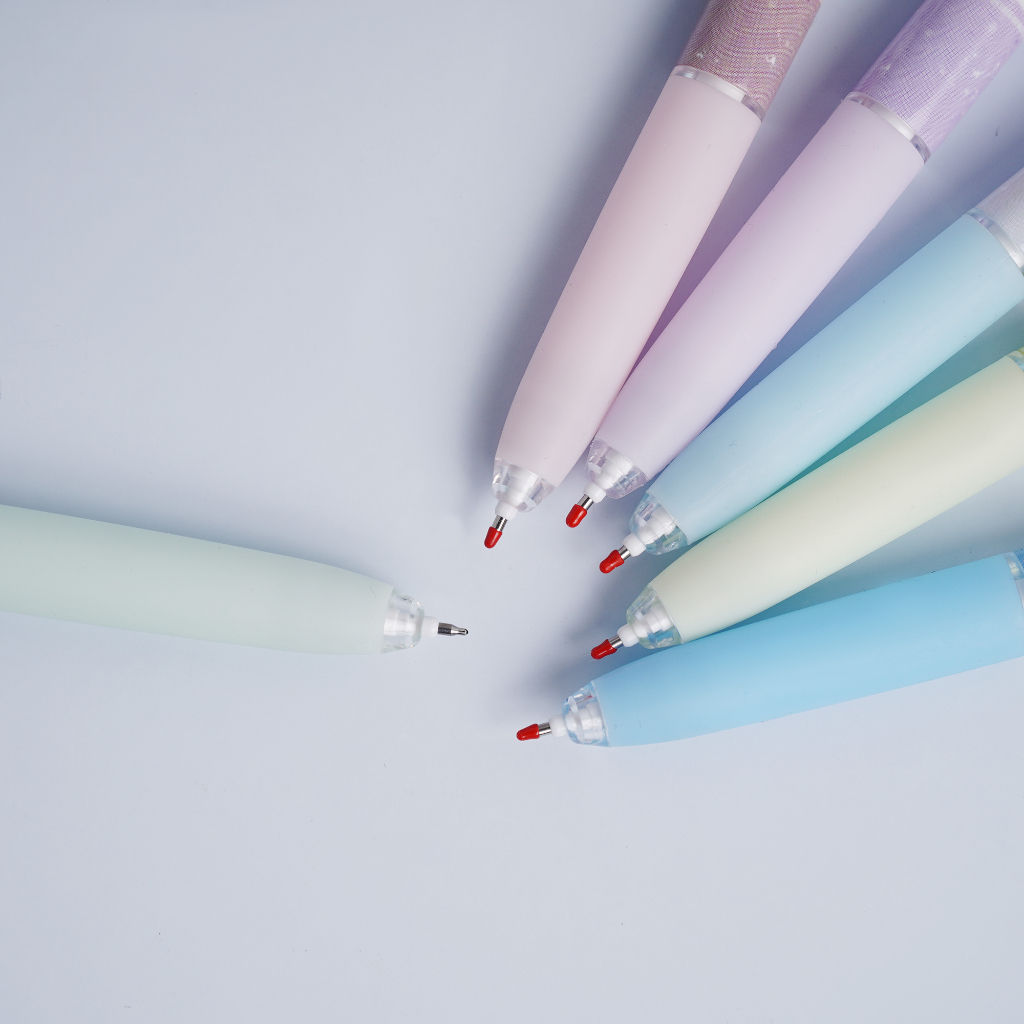 Bút bi gel mực đen GuangBo ngòi 0.5mm, nét trơn, hình in nhân vật trong bộ truyện Detective CONAN HS3465