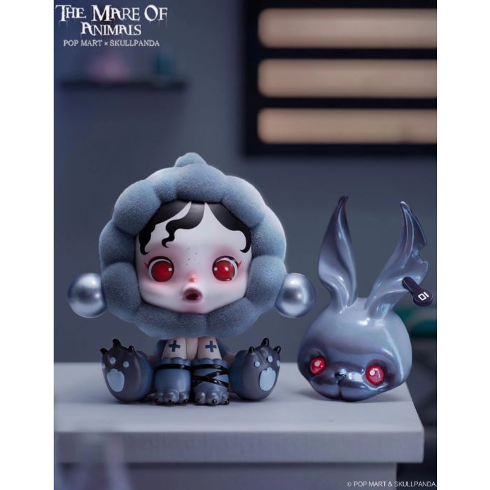 - Blindbox SkullPanda Mare of Animals