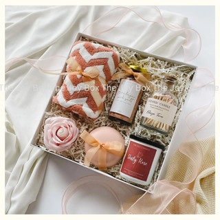 Hộp quà thư giãn tặng nữ SPA DAY - Set quà tặng mẹ, bạn gái, sếp, cô giáo tone màu hồng cao cấp THE JOY BOX