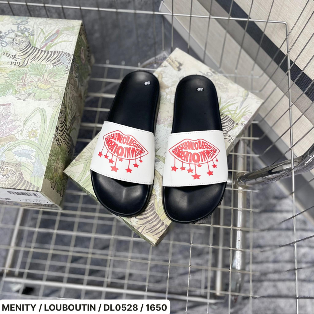 Dép Louboutin môi quai da trắng đen thêu chữ đỏ đế cao su êm chân hot hit 2023 | BigBuy360 - bigbuy360.vn