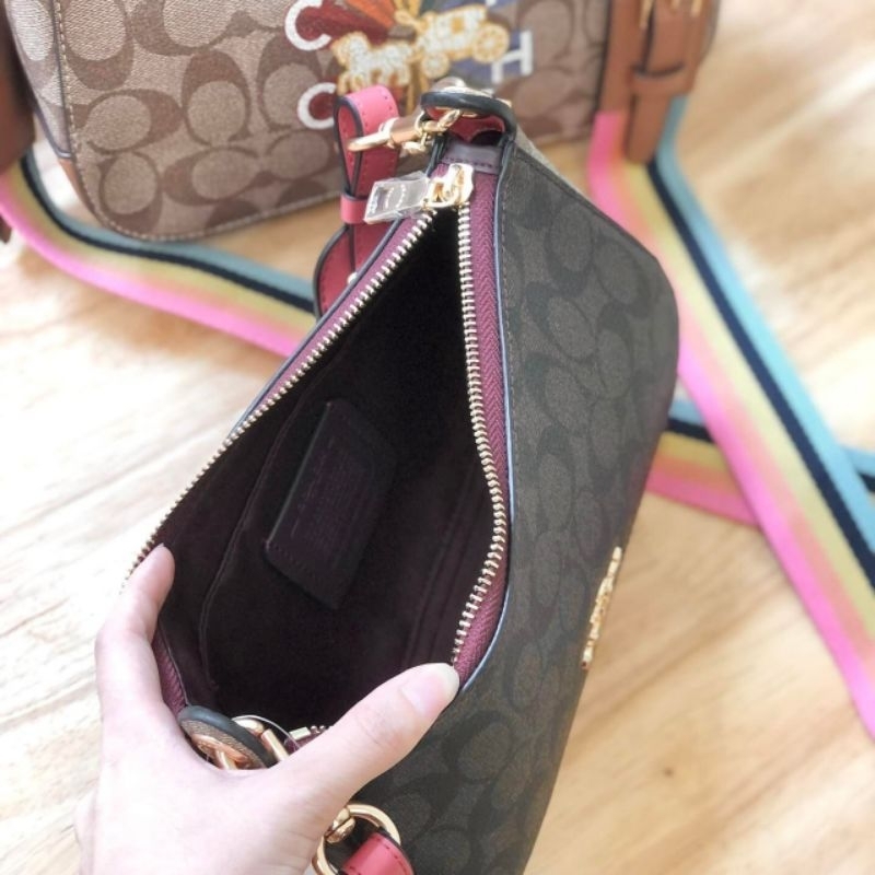 TÚI COACH Jes Baguette