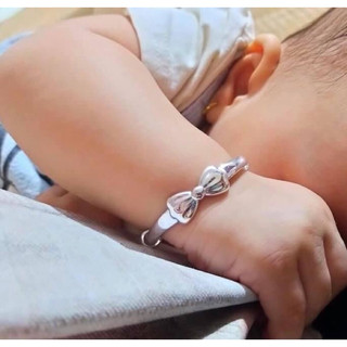 Lắc bạc s99 hình nơ cho bé gái