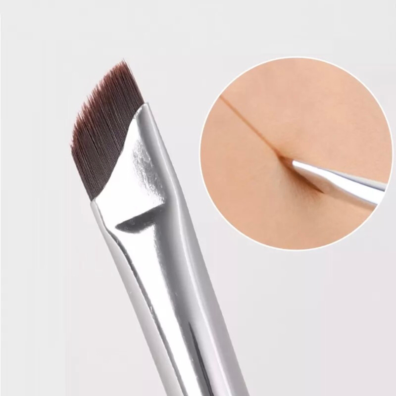 Cọ kẻ bọng mắt - liner Clio siêu nét