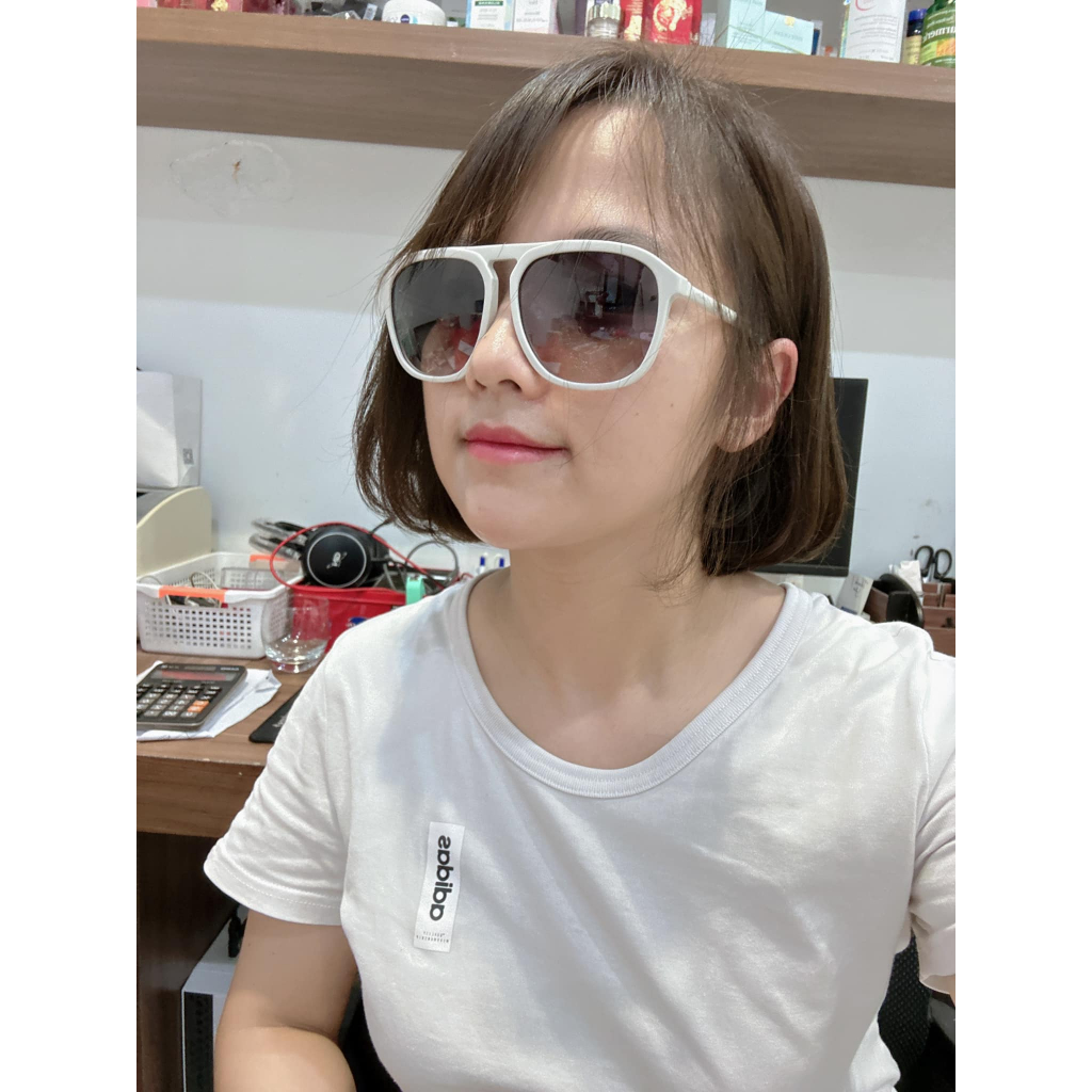 Kính Mát Calvin Klein CK4317S  gọng trắng, tròng xám