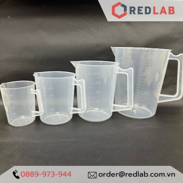 Ca nhựa PP chia vạch nổi trắng 100 250 500 1000 2000 ml, cốc đong có quai chịu nhiệt 121°C ONELAB