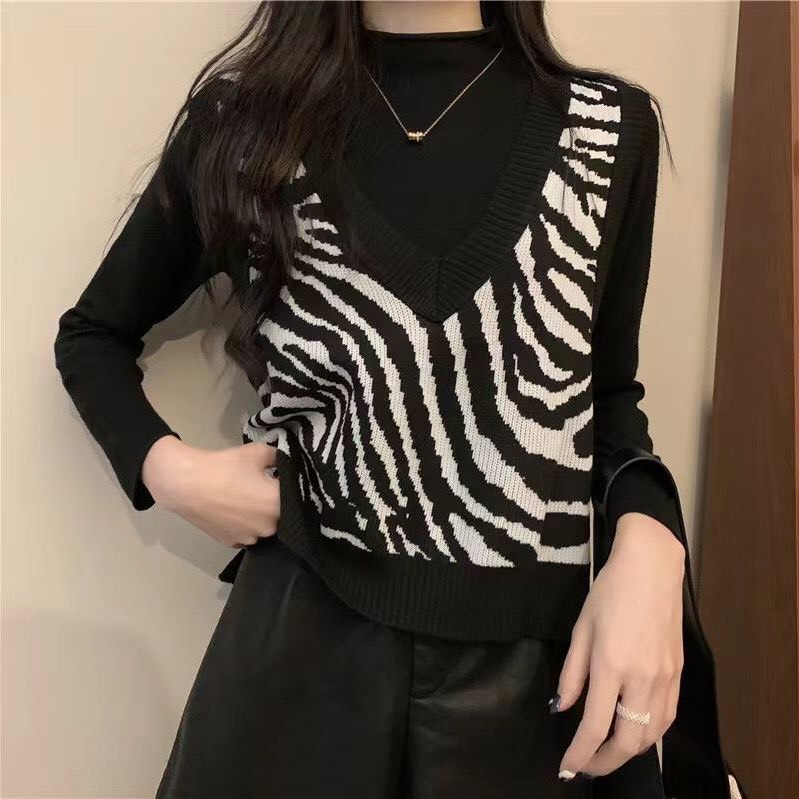 Áo gile len vằn, Áo gile len nữ