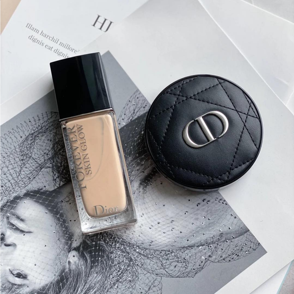 Phấn nước Dior Forever Perfect Diorskin cho lớp nền căng bóng, che phủ tốt, nâng tone nhẹ nhàng