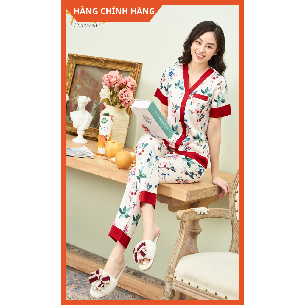 Bộ Lụa Hàn cao cấp Ngắn Tay Quần Dài HOA TRẮNG CỔ TIM 10, Hàng Chính Hãng ForMe Pijamas