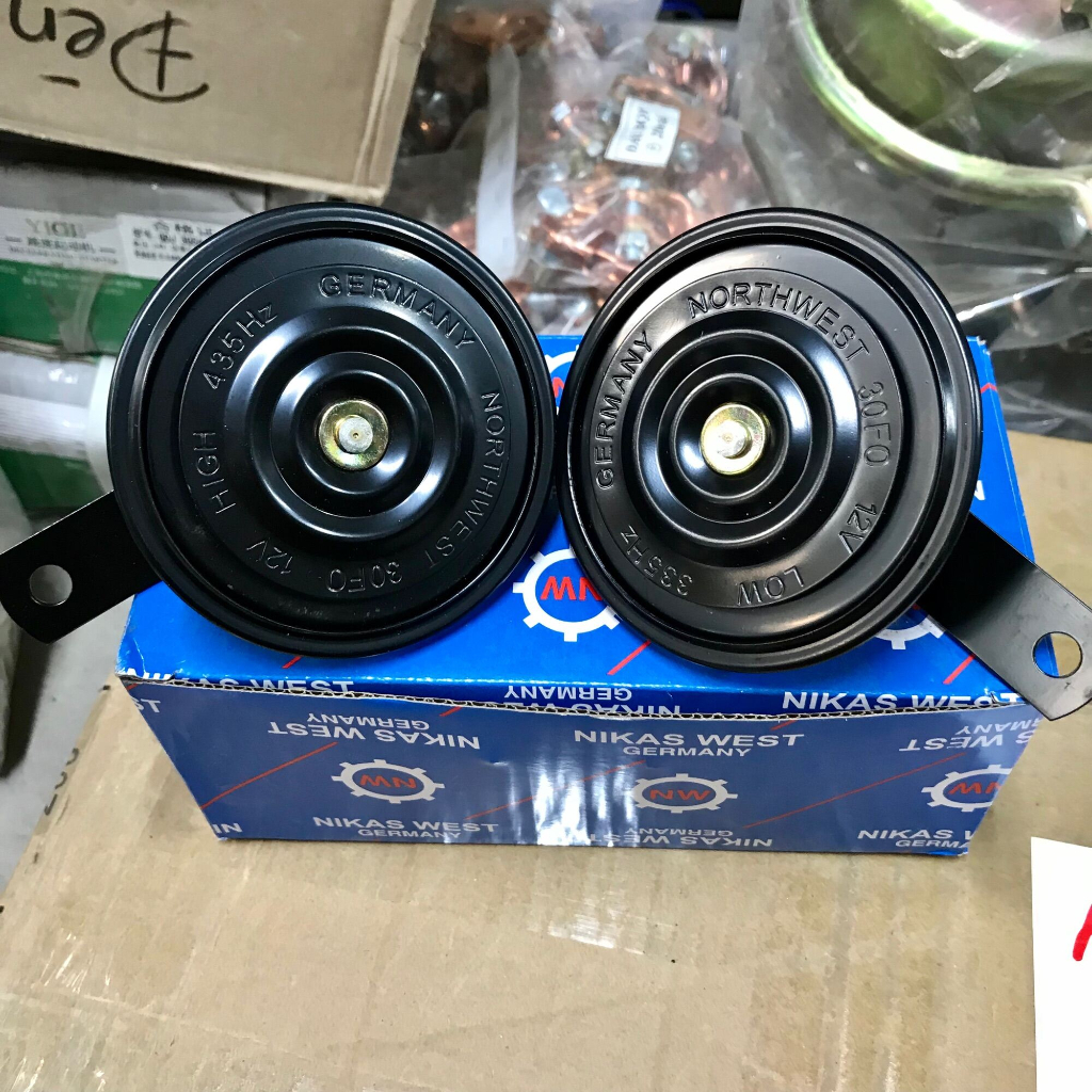 Combo 2 còi sên Đức Northwest 12V hoặc 24V ô tô màu sắc đen, chất liệu sắt, thép hợp kim