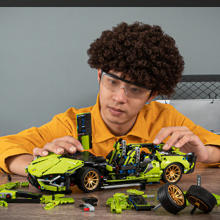 Mô hình lắp ráp technic siêu xe Lamborghini, tỉ lệ 1:14