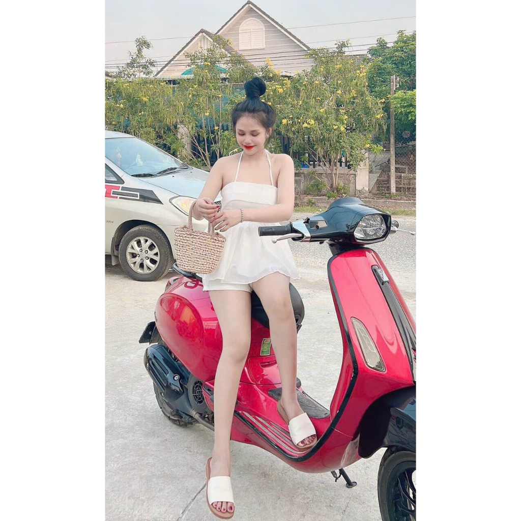 Set áo hai dây peplum nơ lưng có mút và quần ngắn