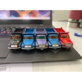 Xe tải mô hình tomica nissan diesel