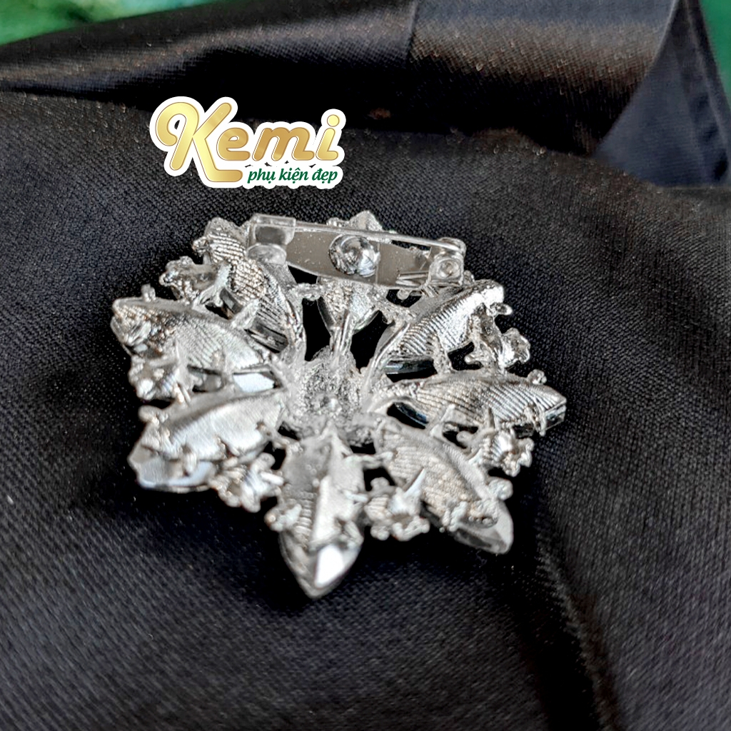 Ghim cài áo hình bông tuyét gắn đá 8 cánh size lớn 4,2cm phụ kiện gài áo váy đầm