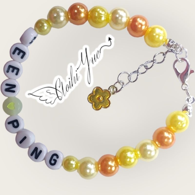 Vòng tay hạt bẹt, hạt cườm nhựa giả ngọc trai mix màu thay chữ theo yêu cầu