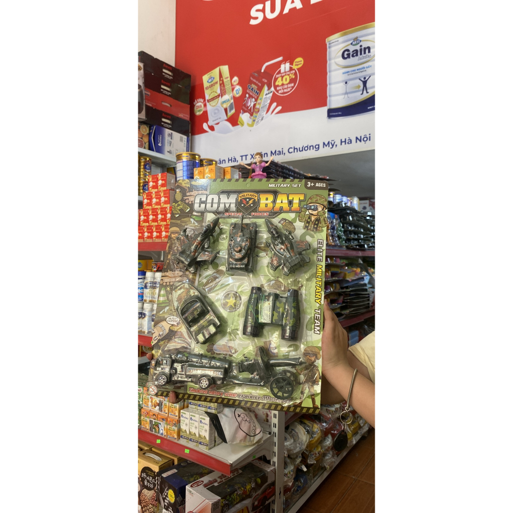 VỈ ĐỒ CHƠI XE TĂNG VÀ MÁY BAY