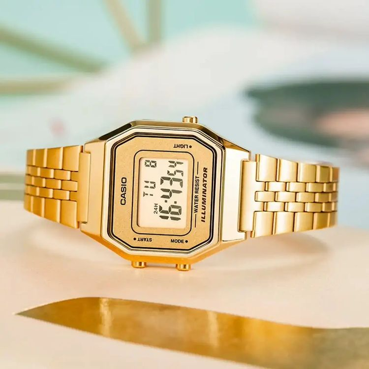 Đồng hồ Casio nữ LA680WGA-9DF dây kim loại chính hãng