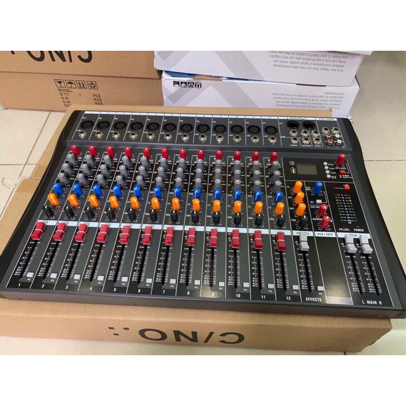 Mixer yamaha 12line