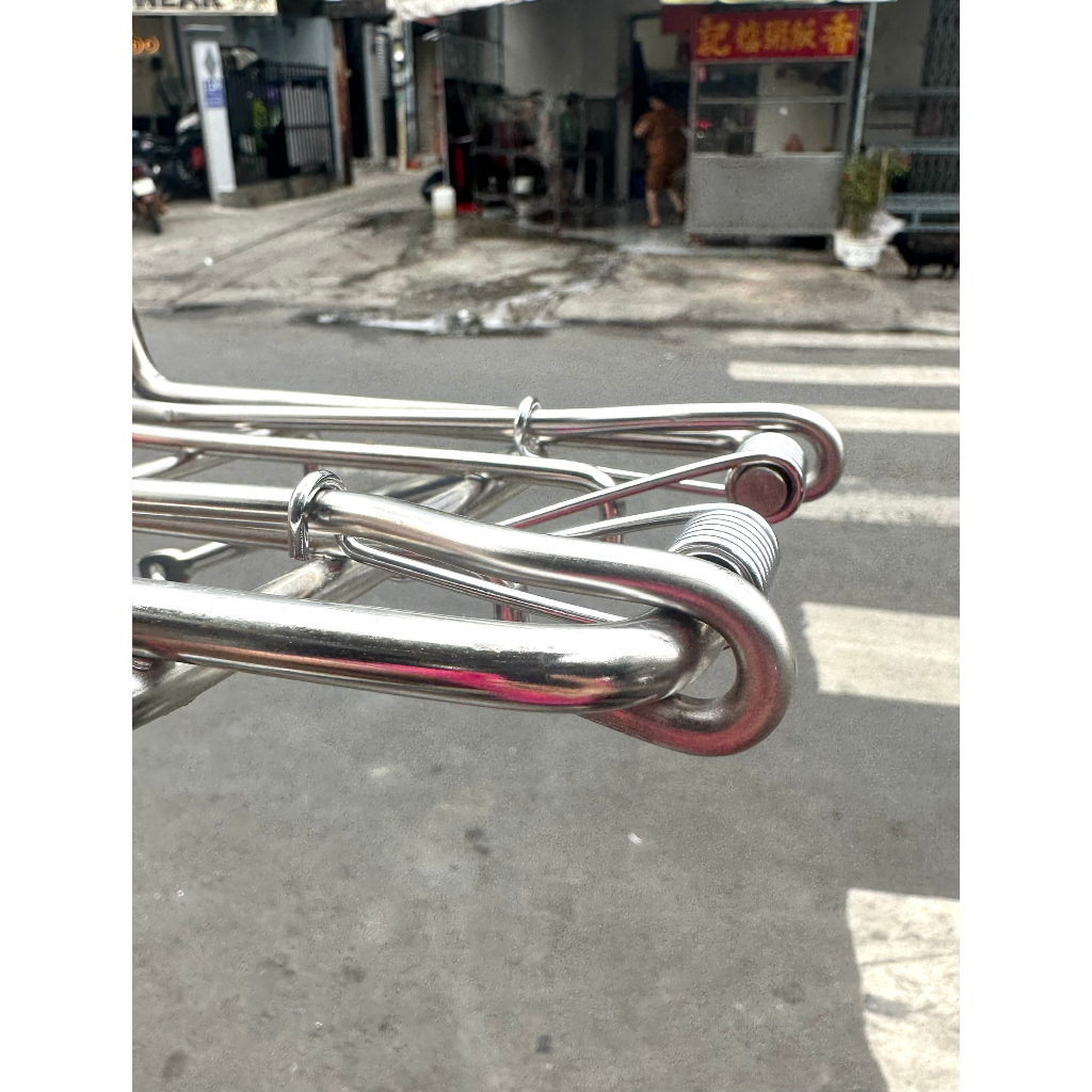 BAGA MŨI TRƯỚC XE DREAM INOX 10LY CÓ KẸP