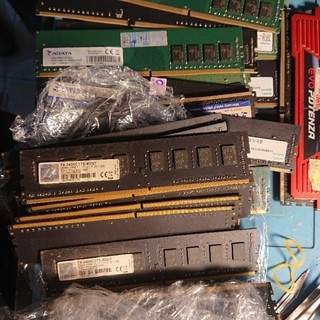 Ram PC ddr4 4G bus 2400, 2133