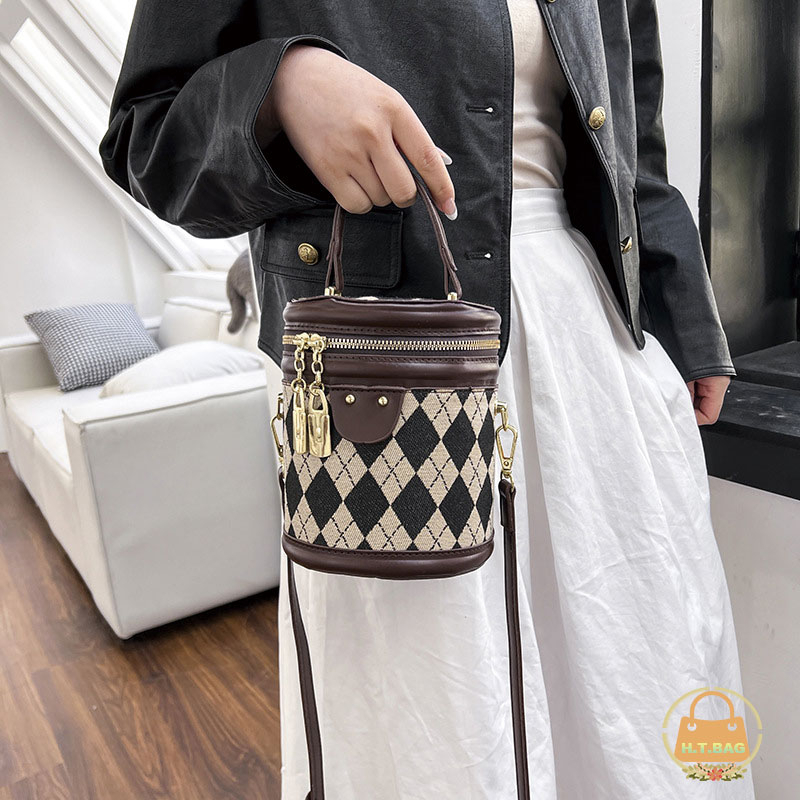 Túi xách nữ đeo chéo tròn thời trang có khóa kéo cổ điển  Túi Bucket hình thoi đan vintage túi đeo chéo