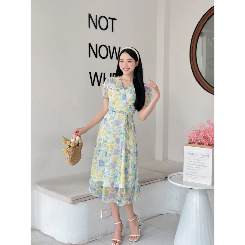 Váy wrap hoa nhí , hàng thiết kế 2 lớp