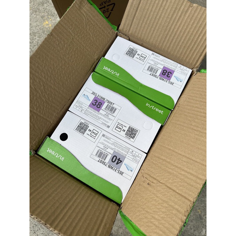 Giầy thể thao nữ, Instreet dư xịn