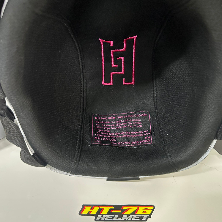 Mũ bảo hiểm nhúng flim carbon