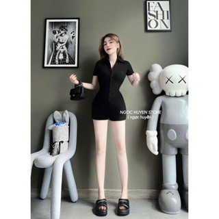 JUM ĐÙI DÁNG ÔM BODY PHỐI CỔ SƠ MI NÚT CÀI TAY NGẮN THOẢI MÁI NĂNG ĐỘNG