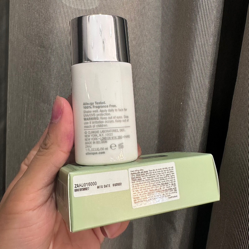 Kem Chống Nắng Làm Sáng Da Clinique Evenbetter SPF50/PA++++ 30ml