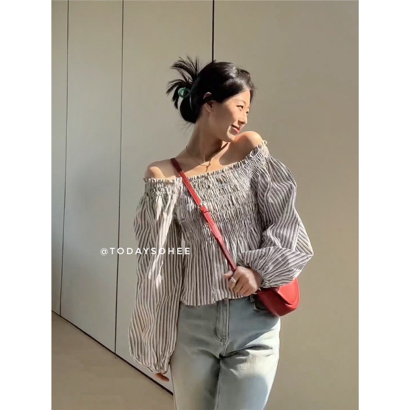 Trễ vai dài tay kẻ sọc