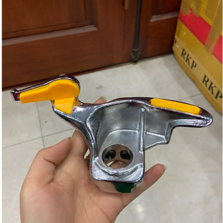 Mỏ vịt máy DONGHEANPHAT ra vào lốp ô tô và xe máy phi 28