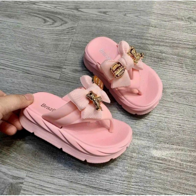 Dép lê quảng châu