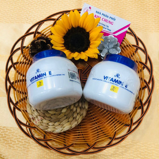 KEM VITAMIN E DƯỠNG ẨM THÁI LAN (có tem Code chính hãng)
