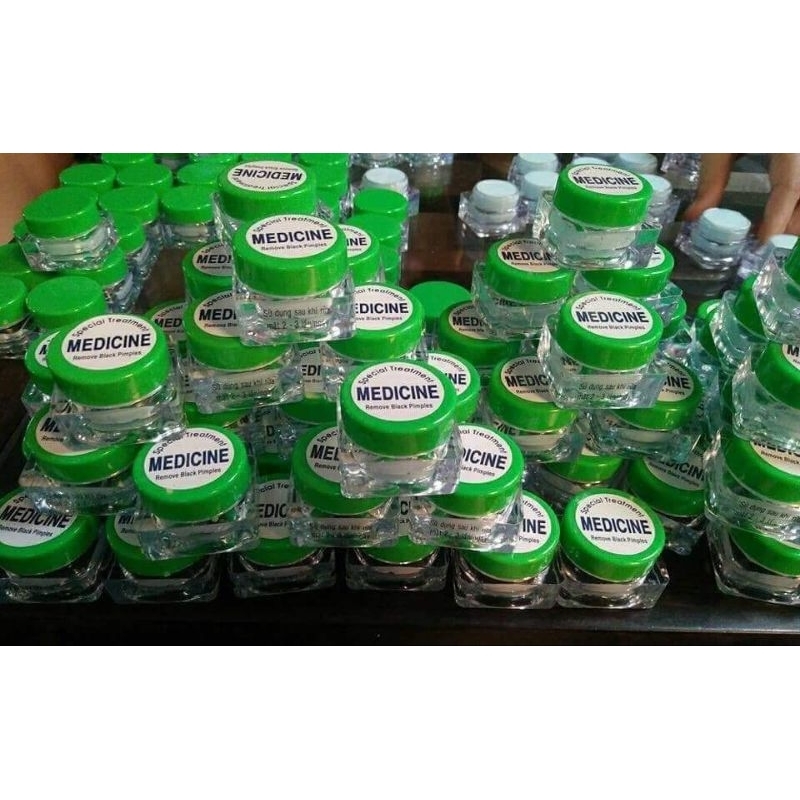 Kem mụn Medicine