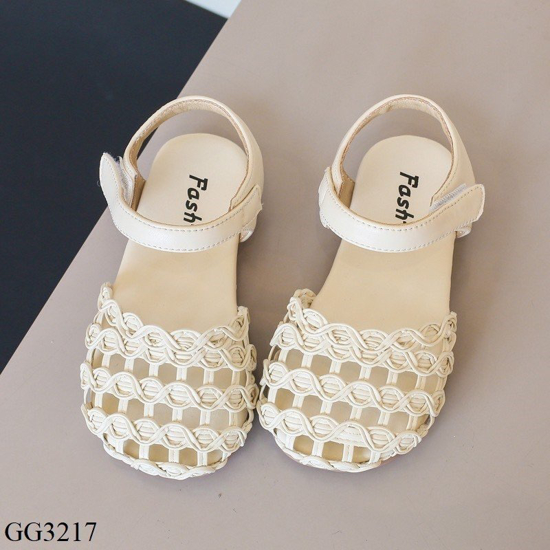 _sandal rọ cho bé