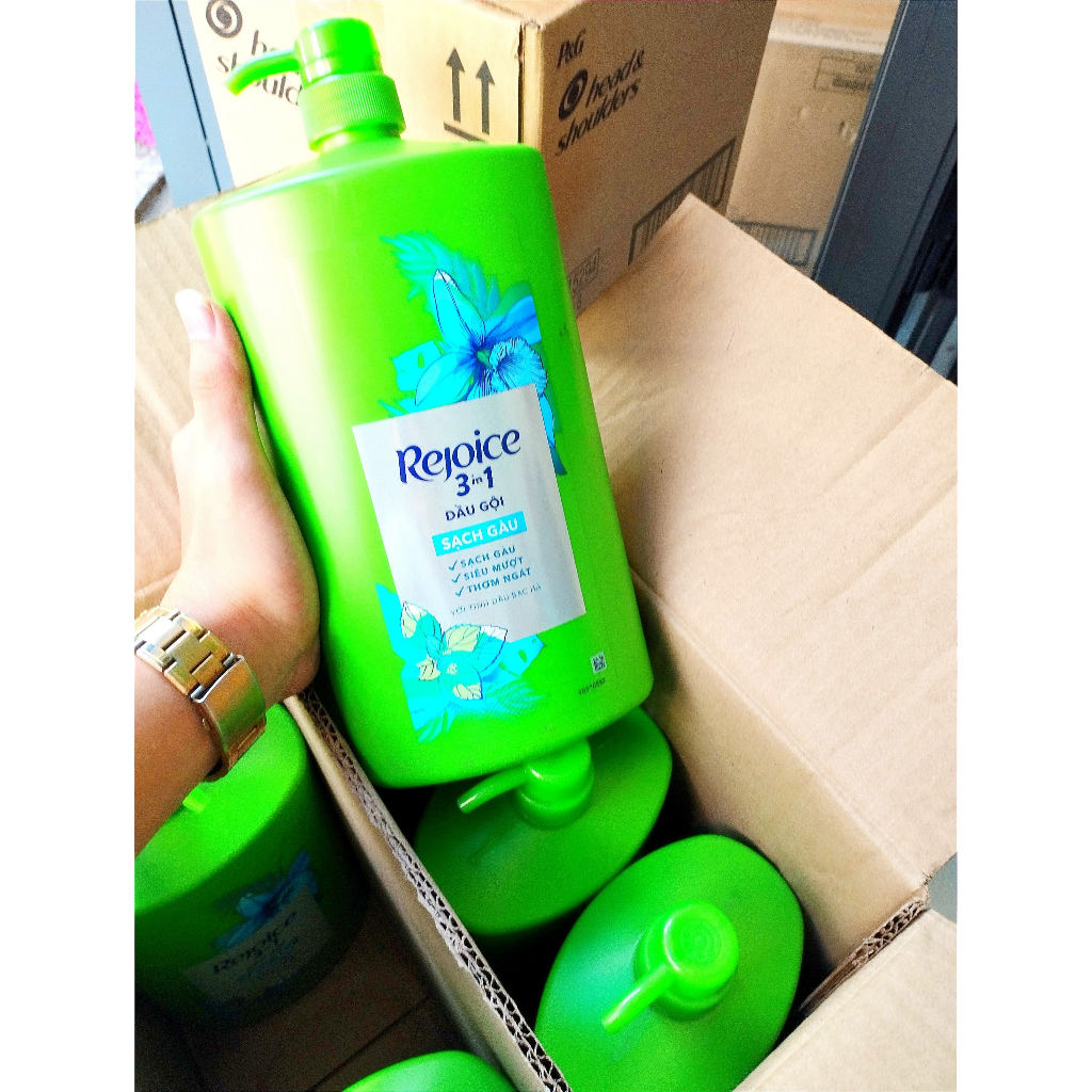 Dầu gội Rejoice 3in1 1800ml