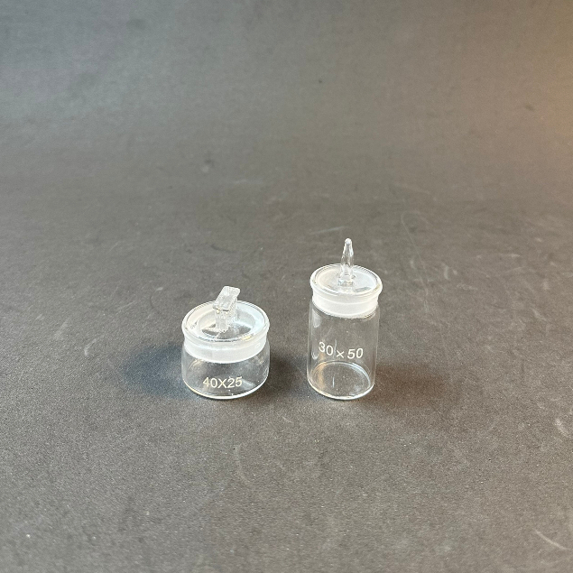 Chén Cân Thủy Tinh LAB HA NOI Kích Thước 30x50mm, 40x25mm, 50x30mm, 60x30mm, 70x35mm, 70x40mm
