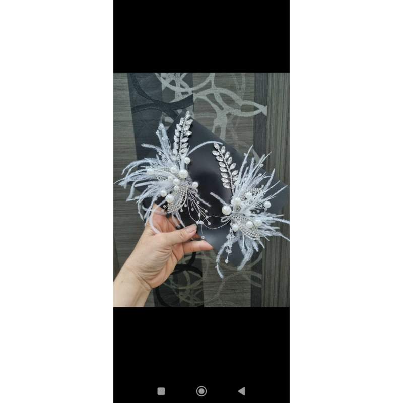 Các mẫu cài tóc cô dâu bán cả bộ