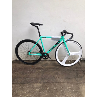 Xe đạp fixed gear Tsunami 100 màu xanh bánh trước 3 đao mới 100%