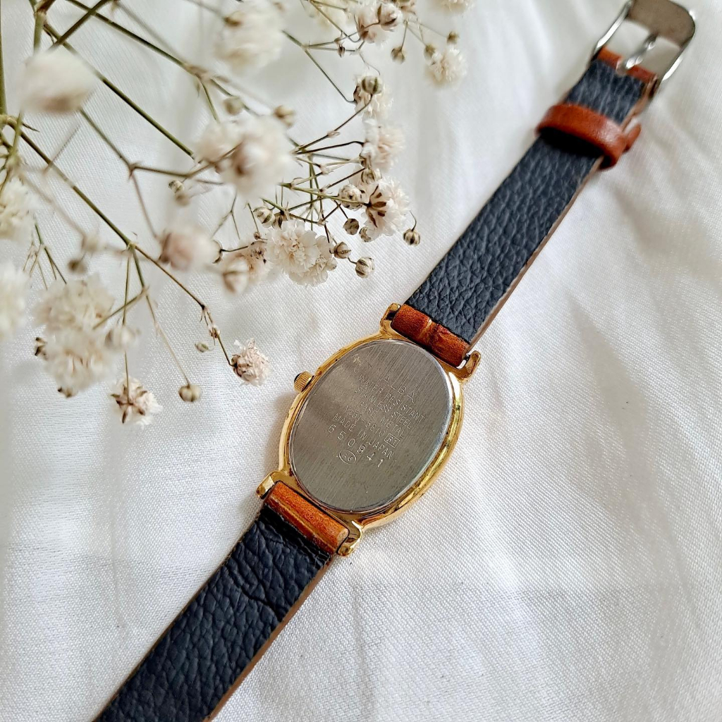 Đồng hồ Si Nhật - Nữ - ALBA mặt Oval xinh xắn lại rất vintage