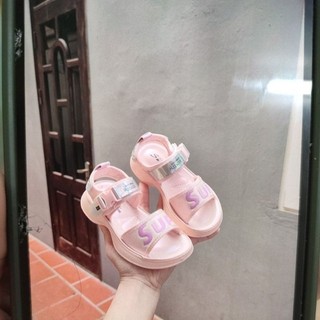 sandan bitit dáng thể thao cho bé gái