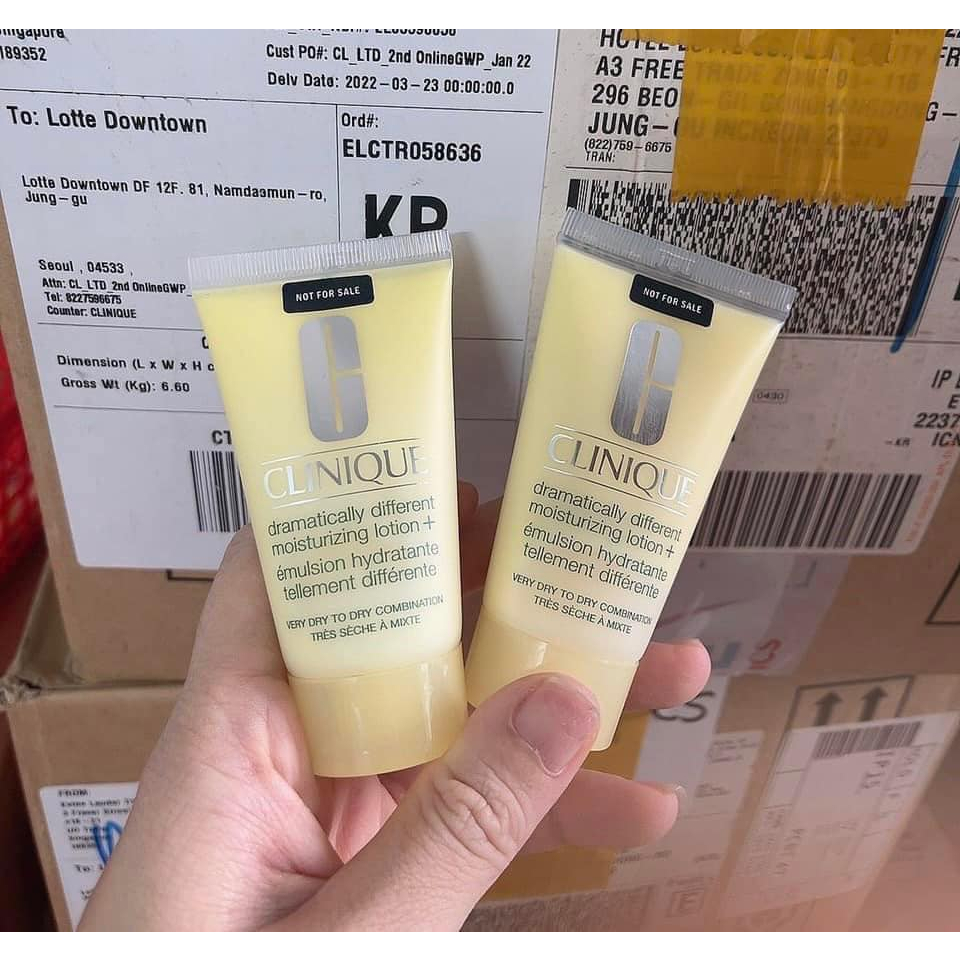 KEM DƯỠNG CLINIQUE MOISTURIZING LOTION