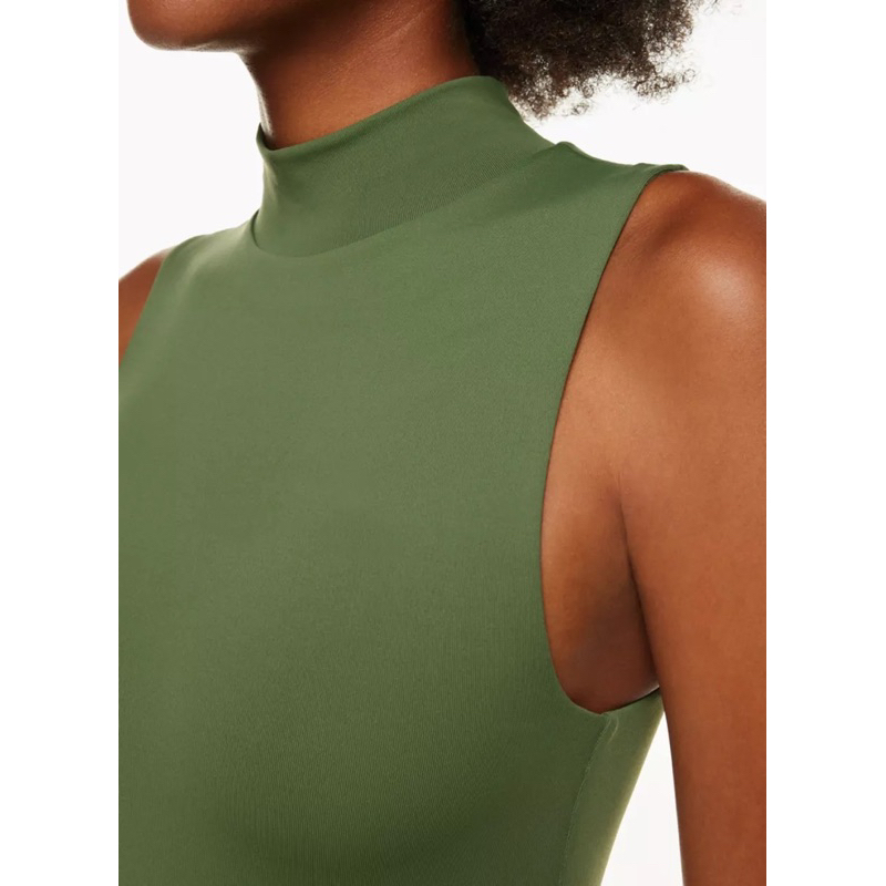 Đầm cổ lọ Bbt dư xịn