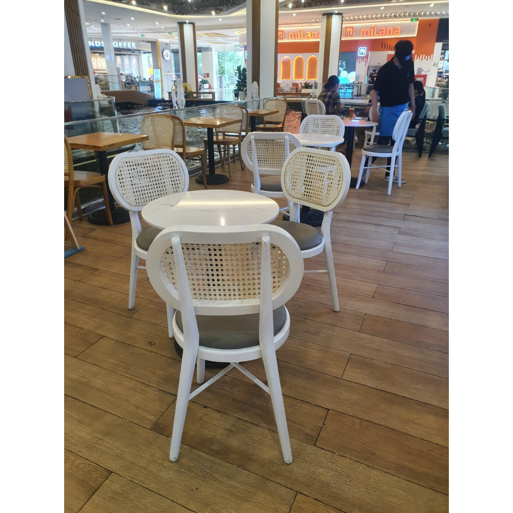 Các loại ghế gỗ kết hợp mây mặt ngồi tròn dùng cho quán cafe, nhà hàng, khách sạn, resort,...lưu ý đặt hàng qua zalo