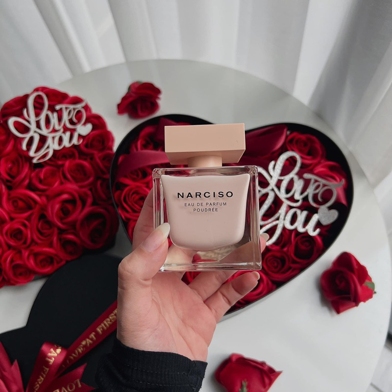 Nước hoa Narciso Poudree